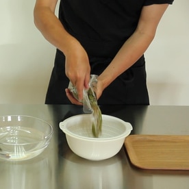 生じゅんさいの簡単で美味しい食べ方 レシピ 作り方 By じゅんさいブラザーズ 安藤食品 楽天レシピ 生じゅんさいの簡単で美味しい食べ方 レシピ 作り方 By じゅんさいブラザーズ 安藤食品 楽天レシピ